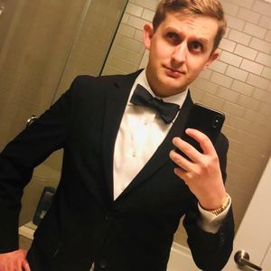 Meet your Posher, Aron